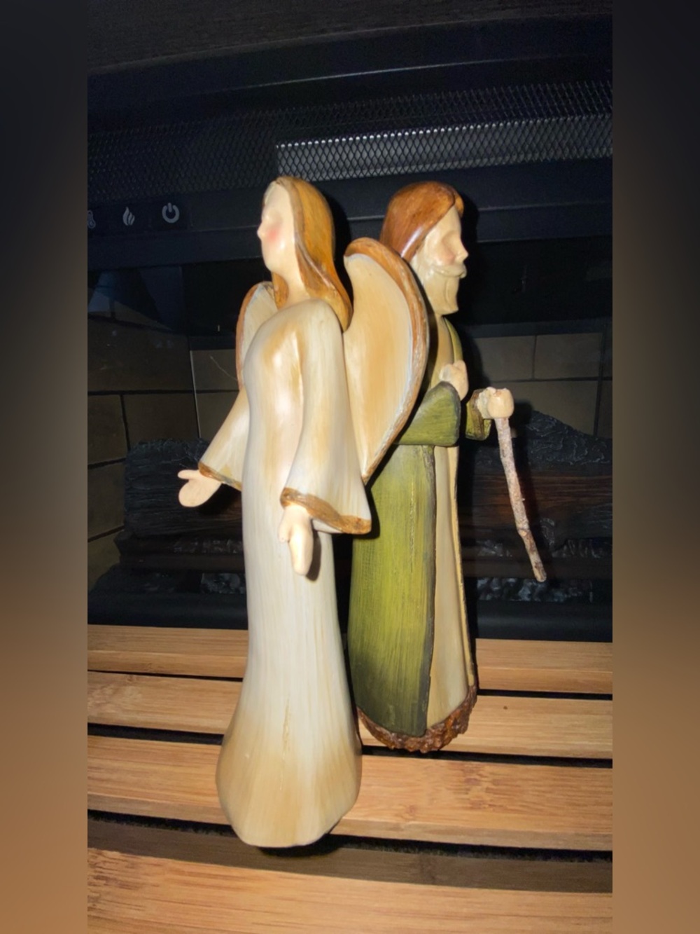 Holy Family Vintage Hand-Painted Resin Set w/Cream Angle🪽 & Olive Green Shepherd